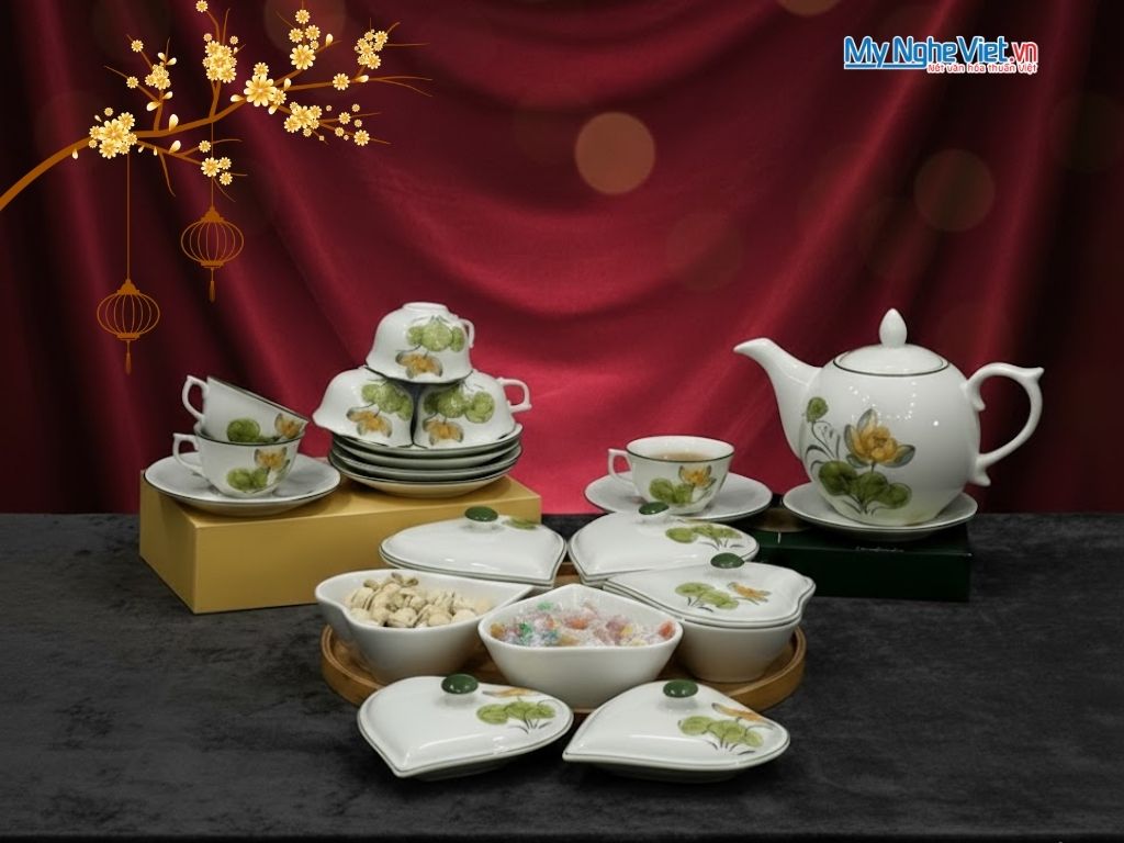 Bộ Bình Trà Và Khay Mứt Tết 