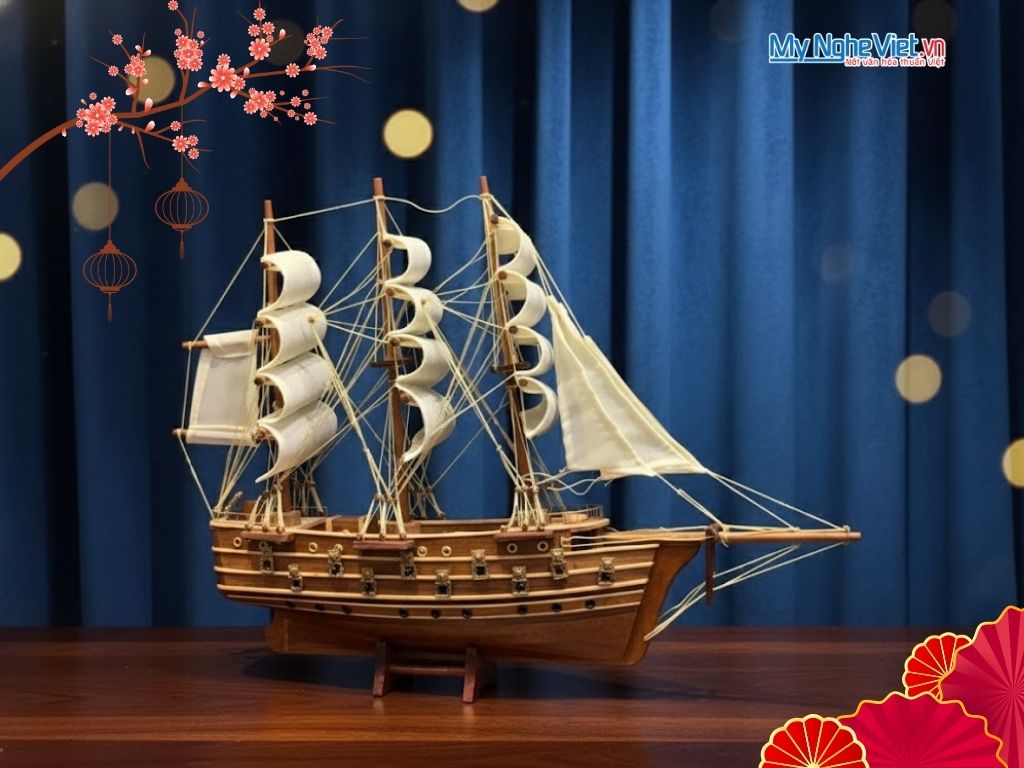 Mô hình tàu thuyền gỗ 