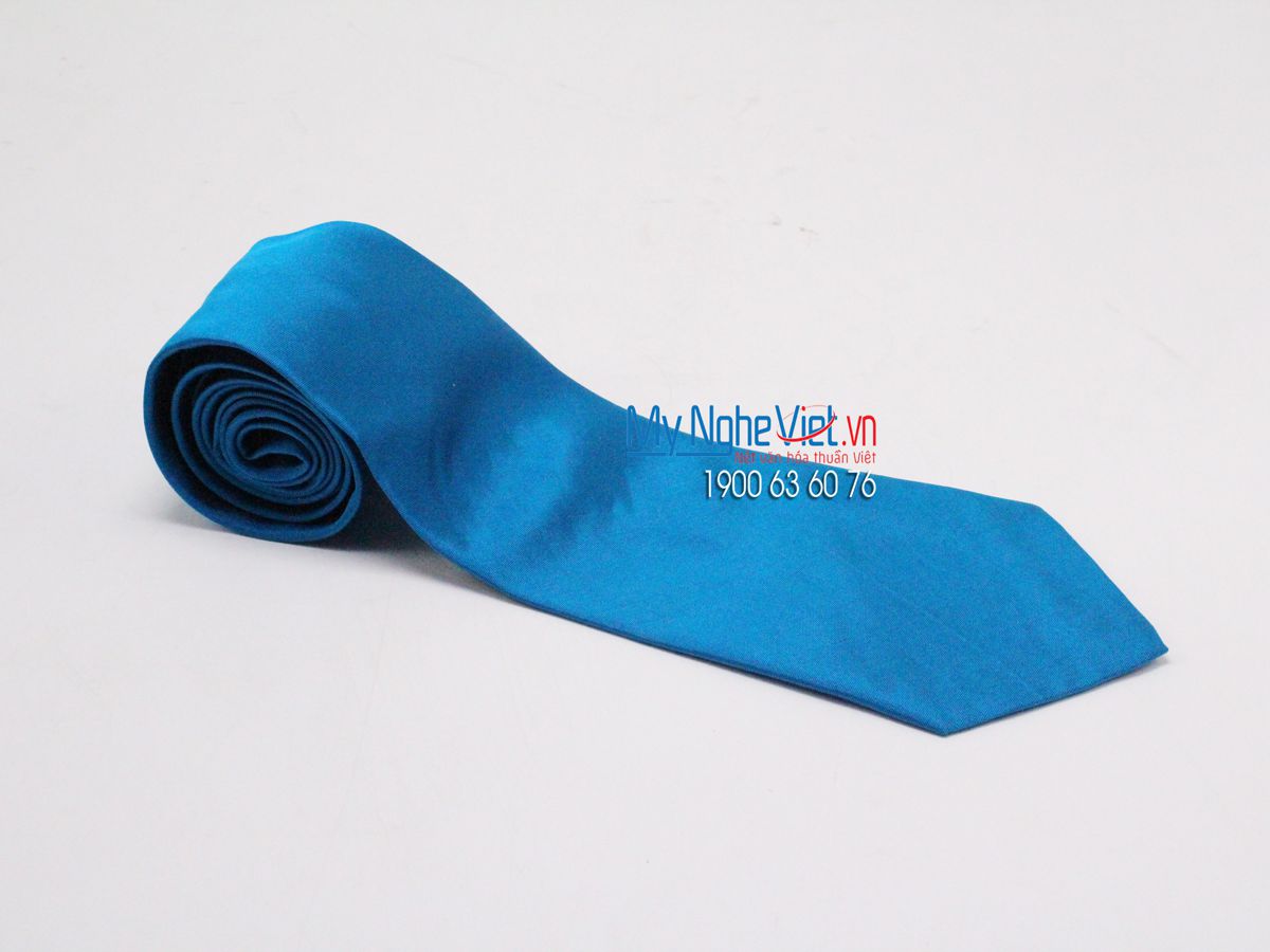 Cravat lụa xanh dương MNV-CRV14